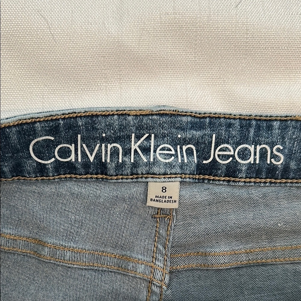 Calvin Klein Women's Blue Jeans - Picture 2 of 4